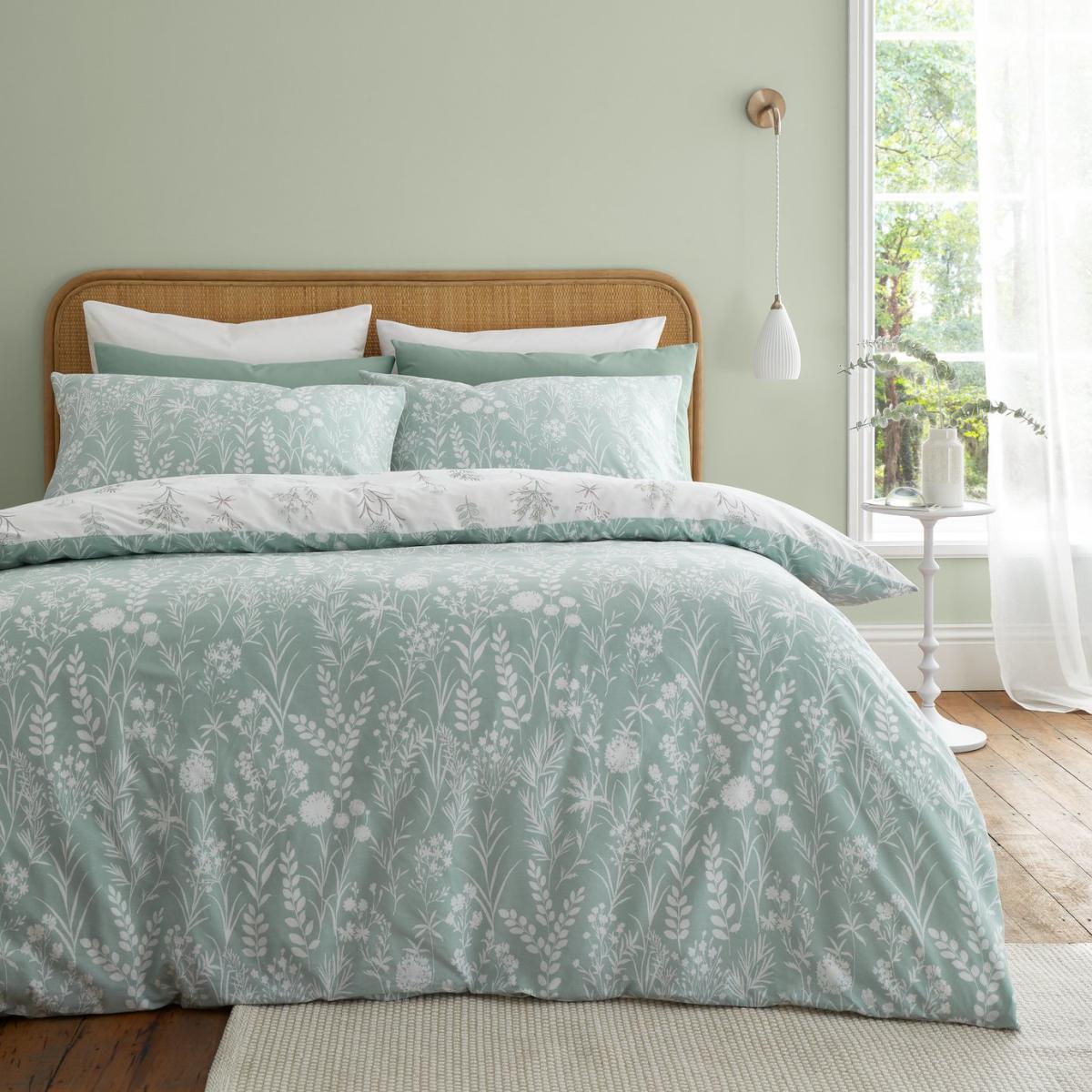 Bianca Cotton 200 TC Wild Flowers White Bedding Set - King – image 4