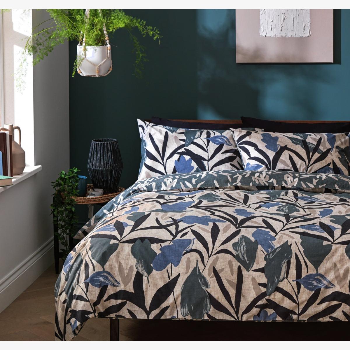 Habitat Floral Print Blue and Black Bedding Set - Single