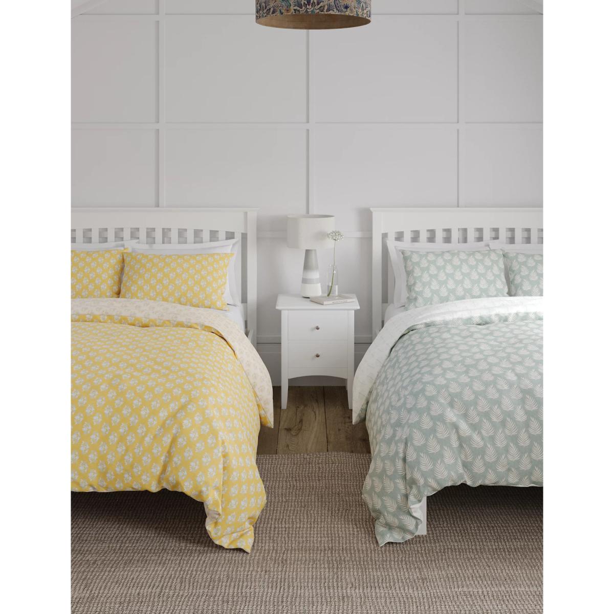 M&S 2pk Cotton Blend Foliage Bedding Sets - 5FT - Ochre, Ochre – image 3