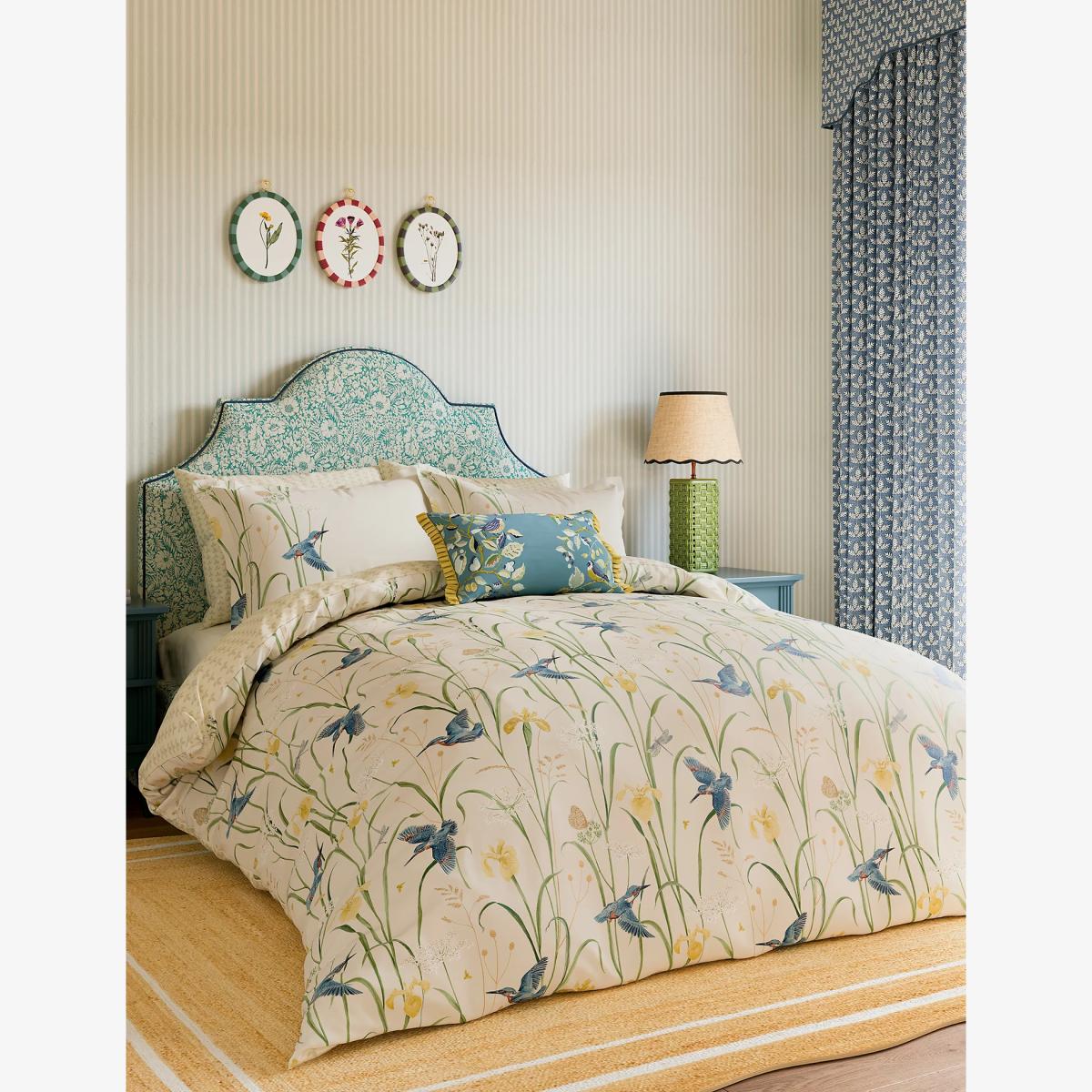Sanderson Pure Cotton Kingfisher & Iris Bedding Set - DBL - Beige, Beige – image 1