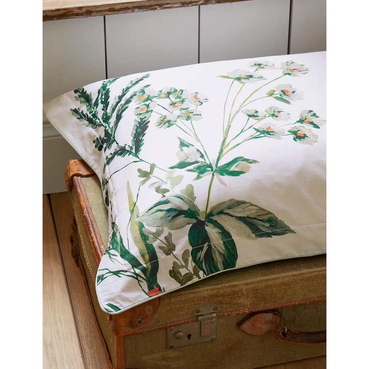 Joules Cotton Percale Lakeside Floral Bedding Set - 5FT - Multi, Multi – image 4