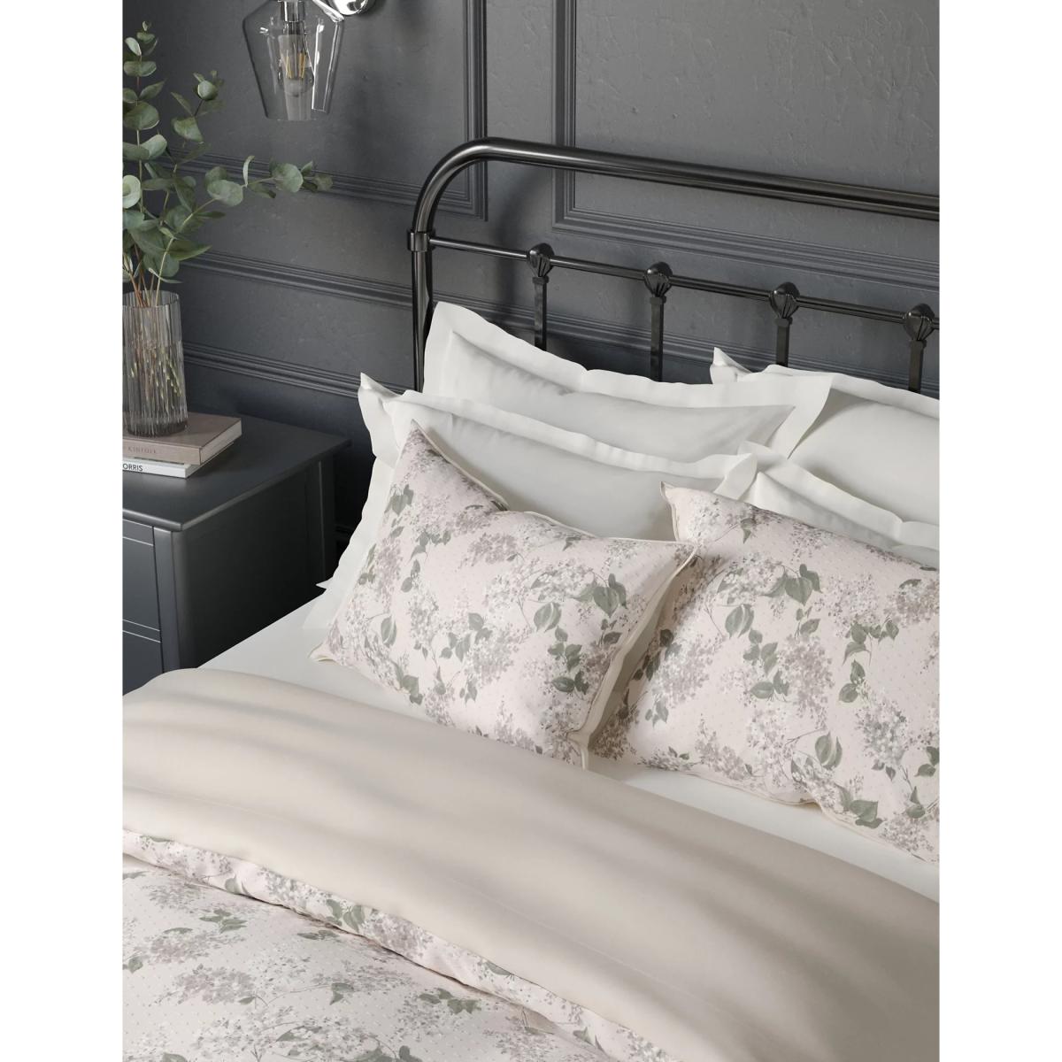 M&S Wild Birch Bloom Jacquard Bedding Set - 5FT - Natural Mix, Natural Mix – image 2