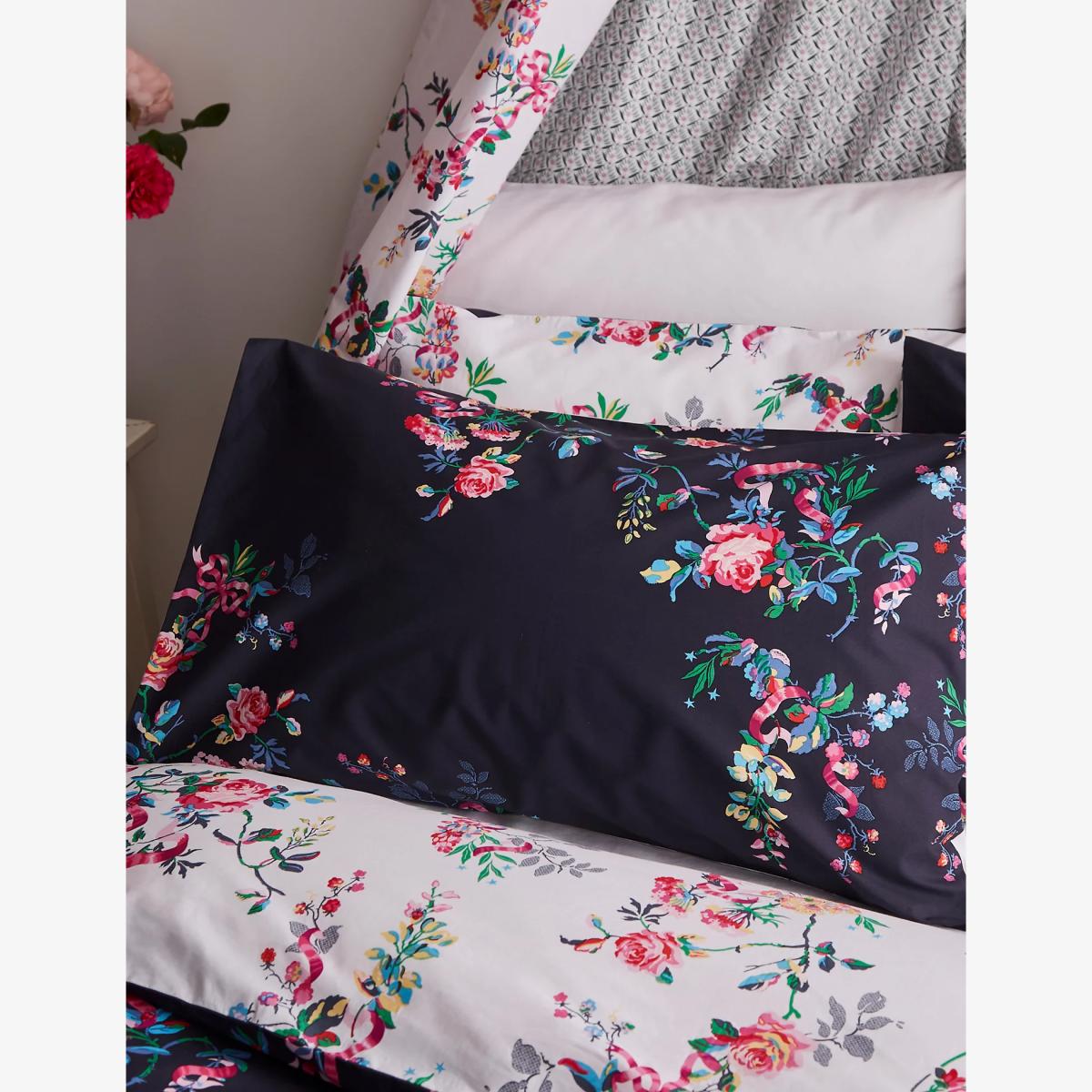 Cath Kidston Pure Cotton Ribbon Roses Bedding Set - 5FT - Navy, Navy – image 1
