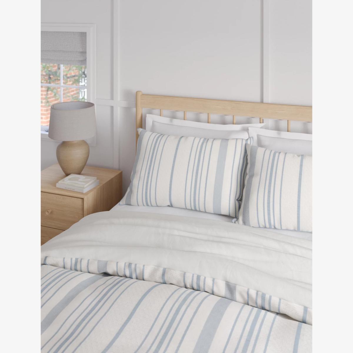 M&S Pure Cotton Striped Bedding Set - 5FT - Blue, Blue – image 1