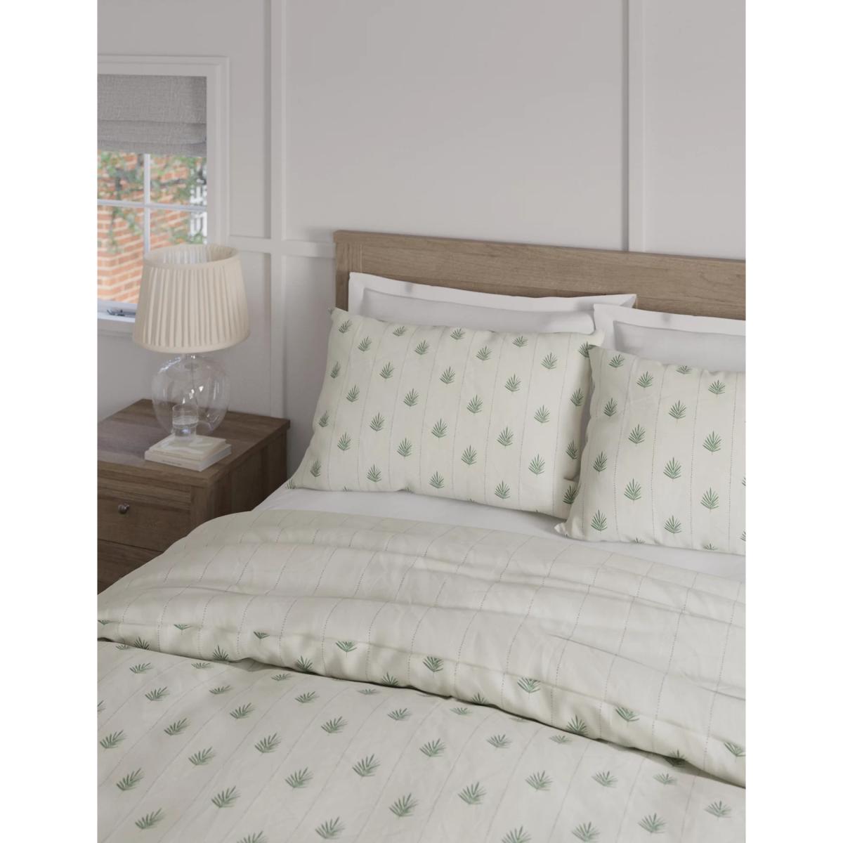 M&S Cotton Blend Leaf Bedding Set - 5FT - Natural Mix, Natural Mix – image 3