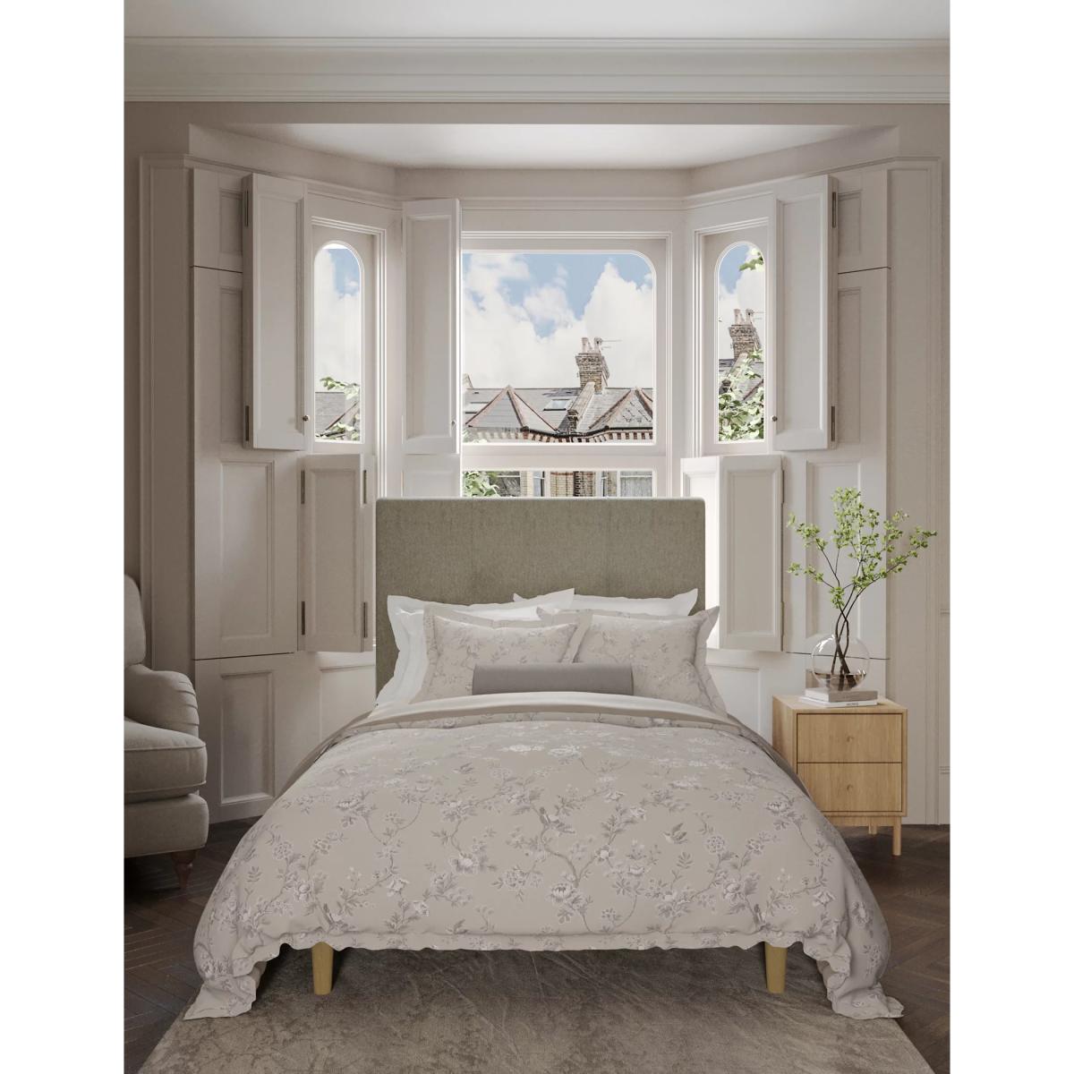M&S Darya Bird Jacquard Bedding Set - 5FT - Silver Grey, Silver Grey,Midnight – image 3