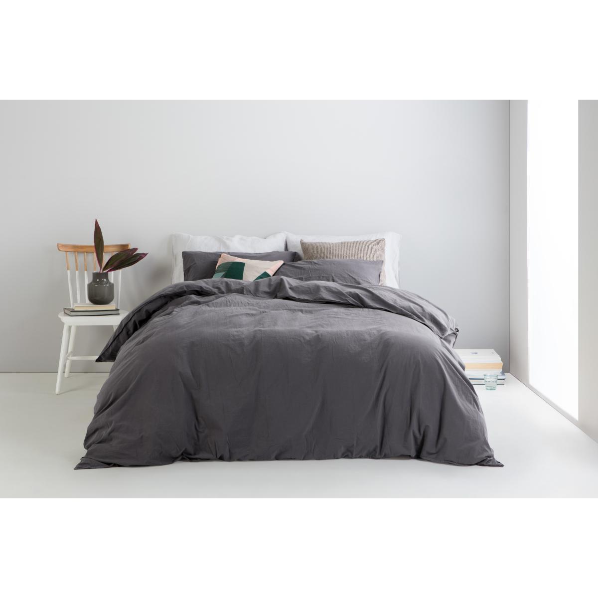 Alexia Stonewashed Cotton Duvet Cover + 2 Pillowcases, King, Graphite – image 4