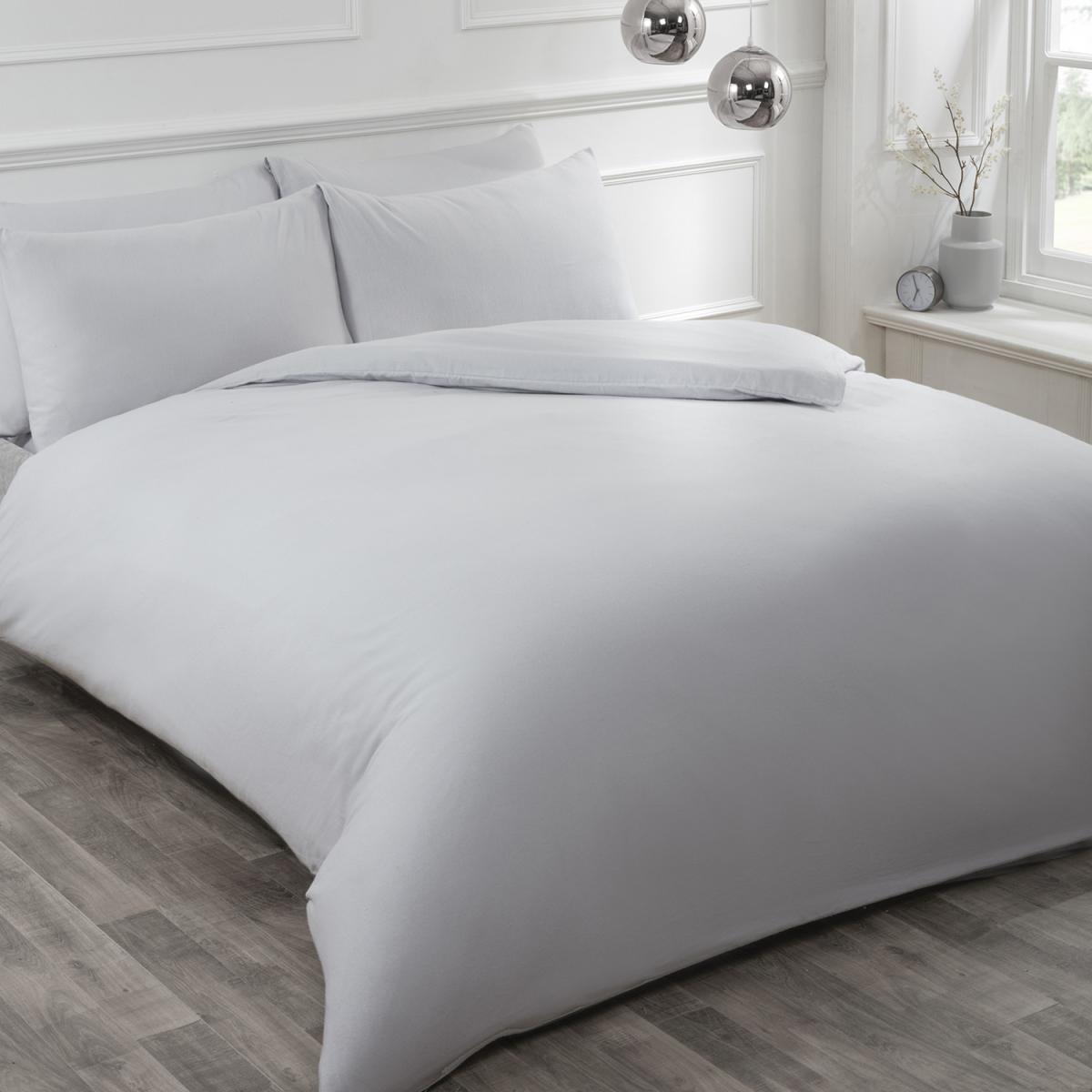 Flannelette Duvet Cover and Pillowcase Set - Navy / King – image 2