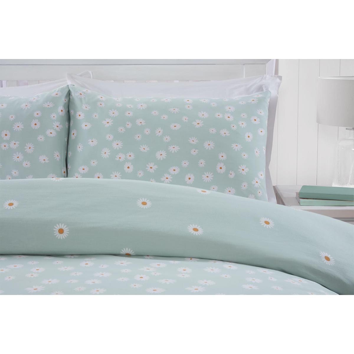 Daisy Days Duvet Cover and Pillowcase Set - King size – image 3