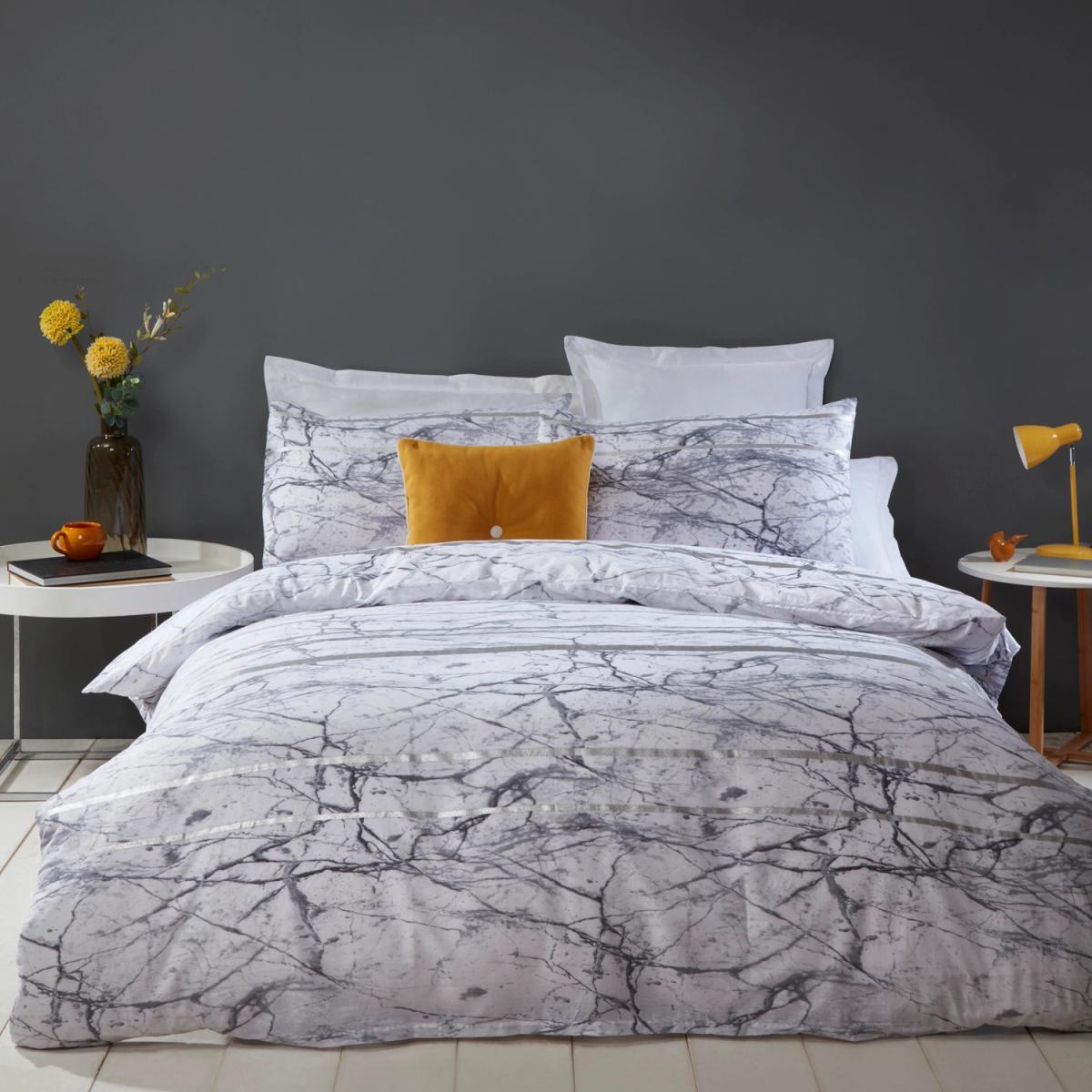 Palazzo Marble Printed Duvet Cover and Pillowcase Set - King – image 2