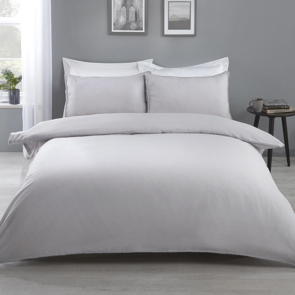 Eli Pom Pom Duvet Cover and Pillowcase Set - Grey / King – image 5