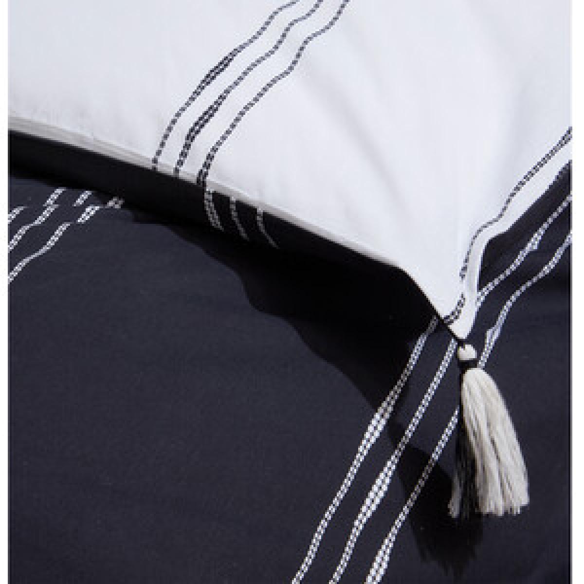 Discovery Stripe Duvet Cover and Pillowcase Set - King – image 9