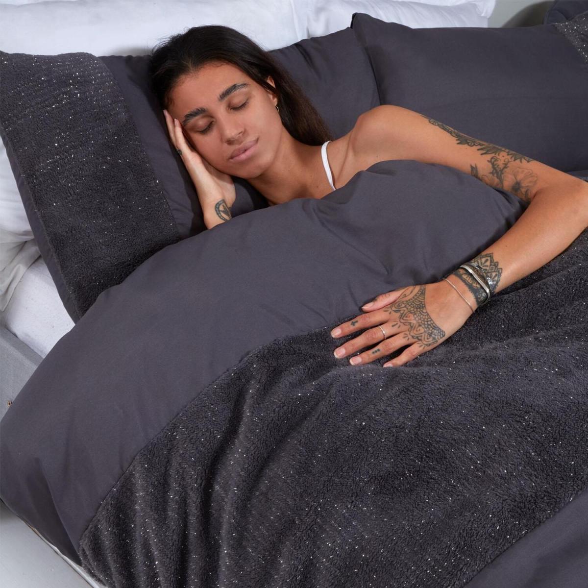 Sienna Teddy Sparkle Panel Duvet Cover Bedding Set - Grey / King – image 4