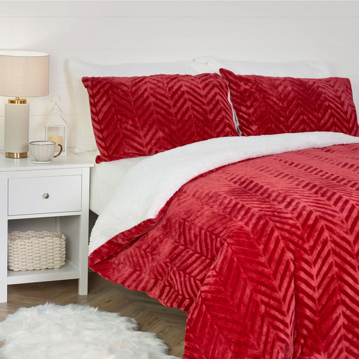Chevron Fleece Duvet And Pillowcase Set  - Green / King size – image 5