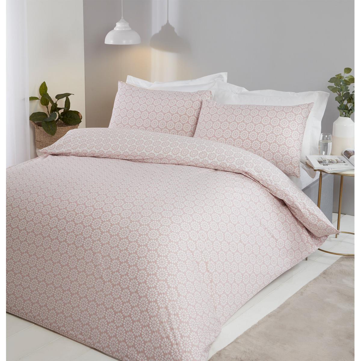 Geo Blossom Duvet Cover and Pillowcase Set - Blush / King – image 2