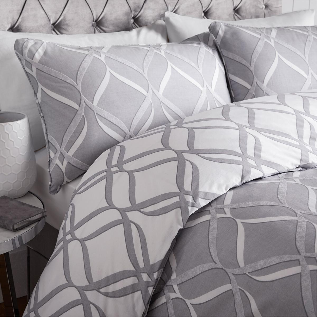 Serene Metallic Duvet Cover and Pillowcase Set - Silver / King – image 4