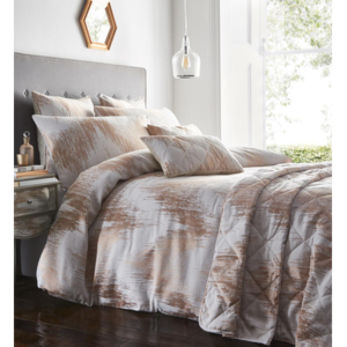 Quartz Duvet Cover and Pillowcase Set - Silver / King – image 4