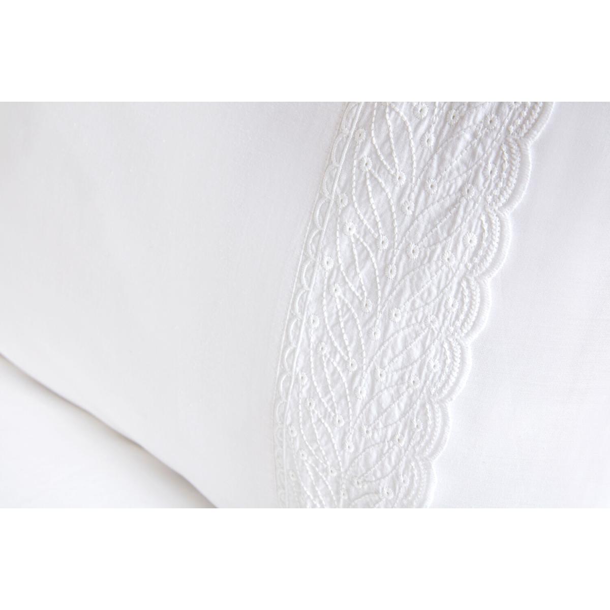 Evelyn Embroidered Duvet Cover and Pillowcase Set  - White / Super King size – image 4