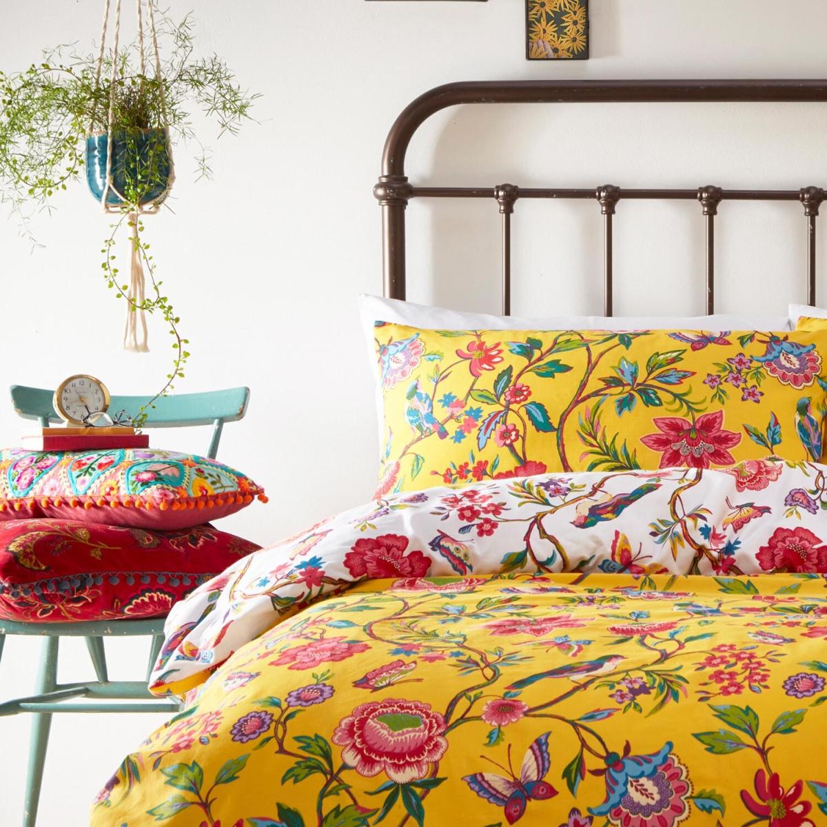 Pomelo Duvet Cover and Pillowcase Set - King – image 6