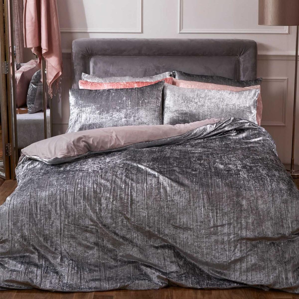 Sienna Valencia Crinkle Velvet Duvet Cover Bedding Set - Grey / King – image 4