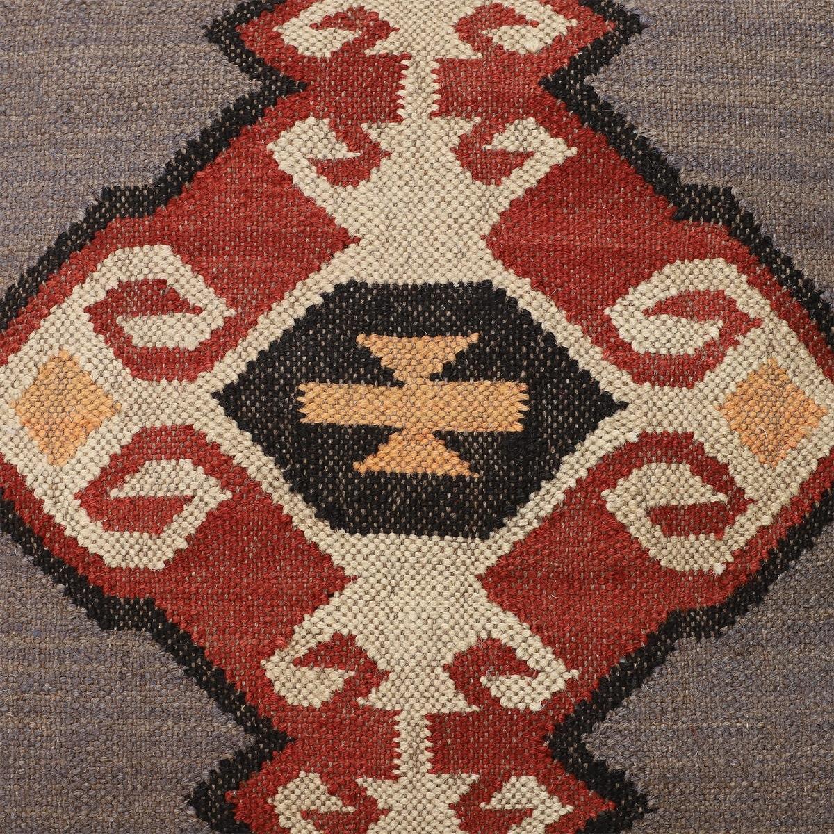 Tetrad Constable Grand Sofa – image 13
