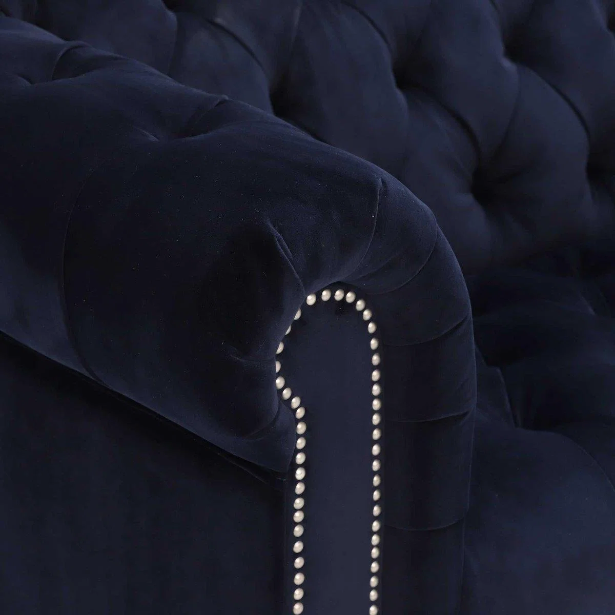 Ullswater Velvet 2 Seater Chesterfield Sofa – image 3