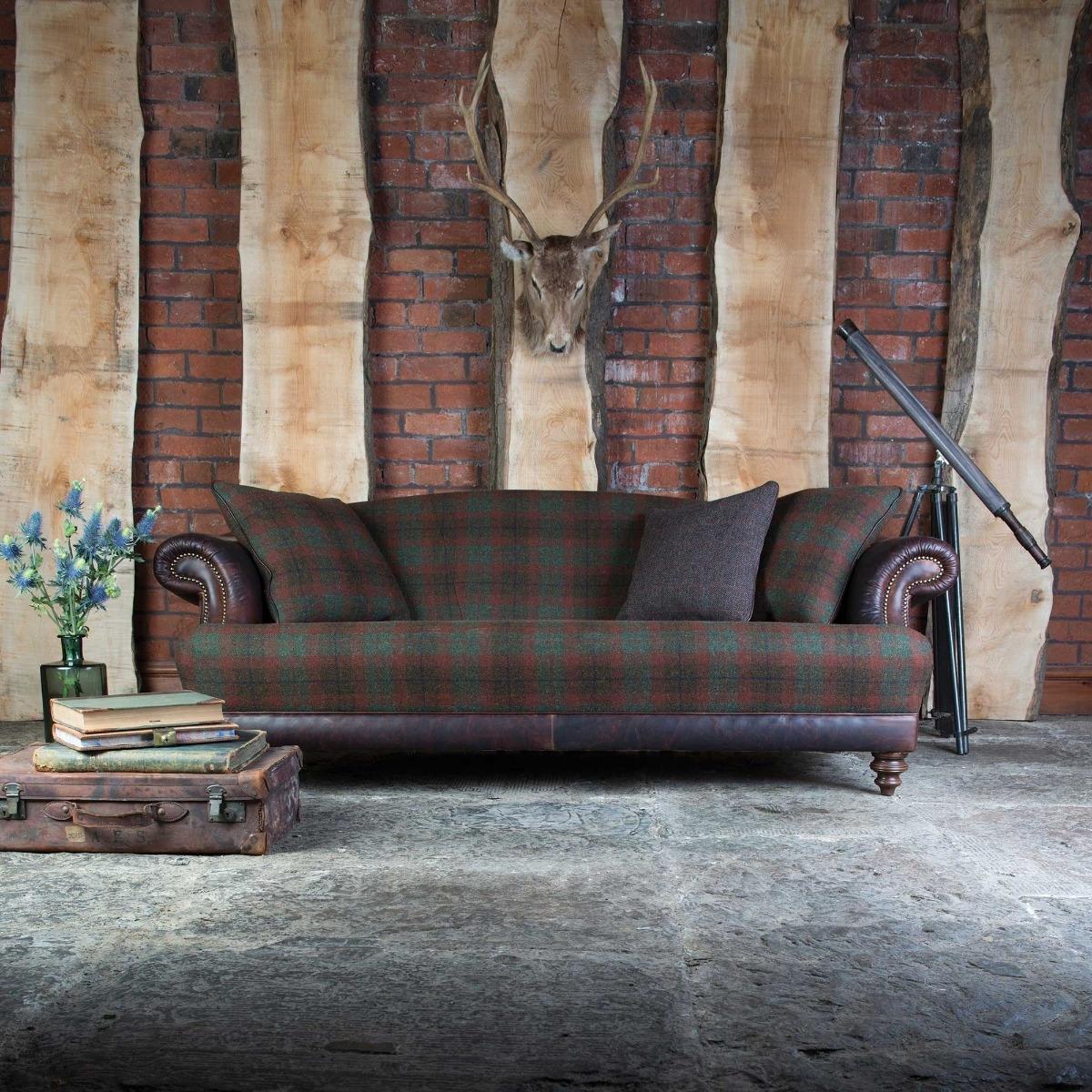 Harris Tweed Taransay Petit Sofa – image 2