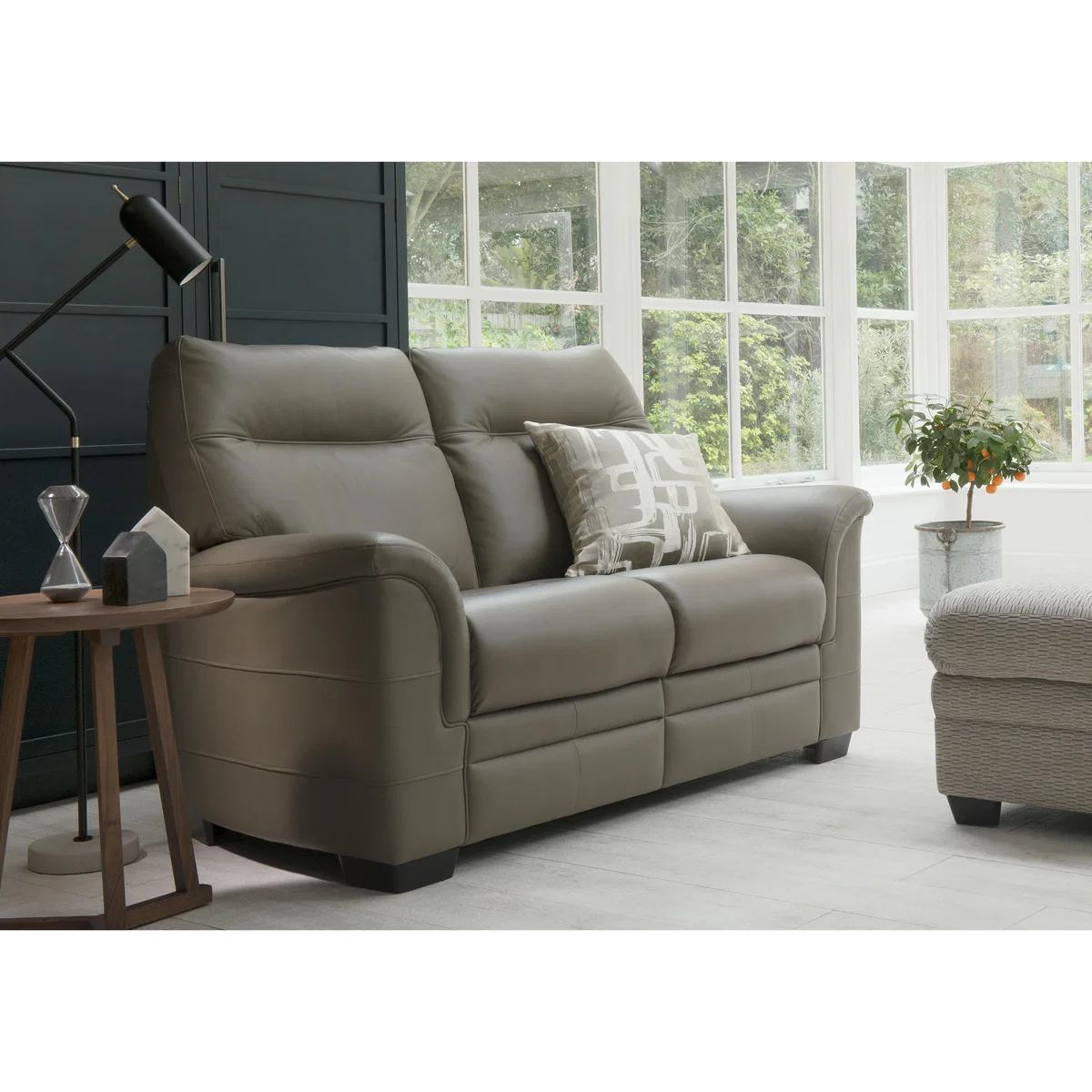Parker Knoll - Hudson 2 Seater Leather Sofa - Beige – image 2