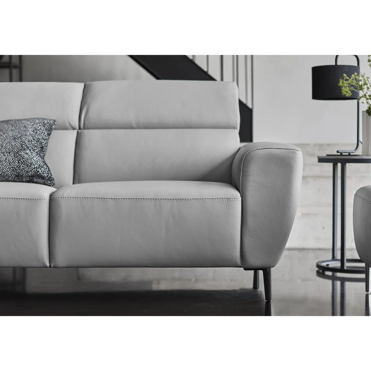 Nicoletti Italia - Milano 2 Seater Leather Power Recliner Sofa - Dali Tortora – image 4