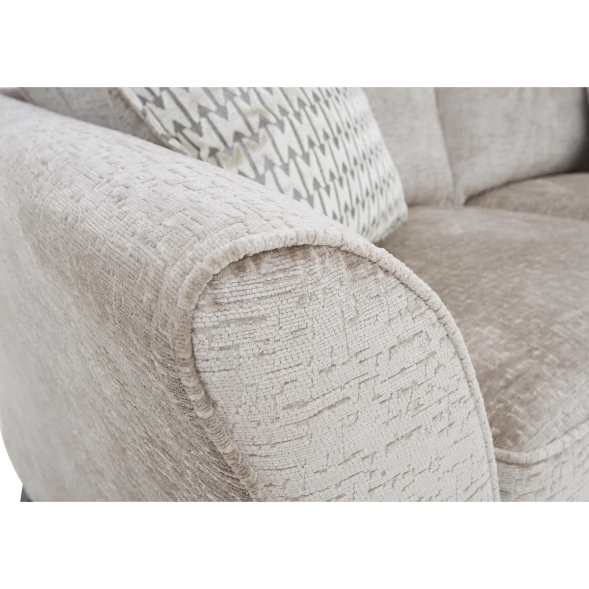 Sasha 2 Seater Classic Back Sofa – image 4
