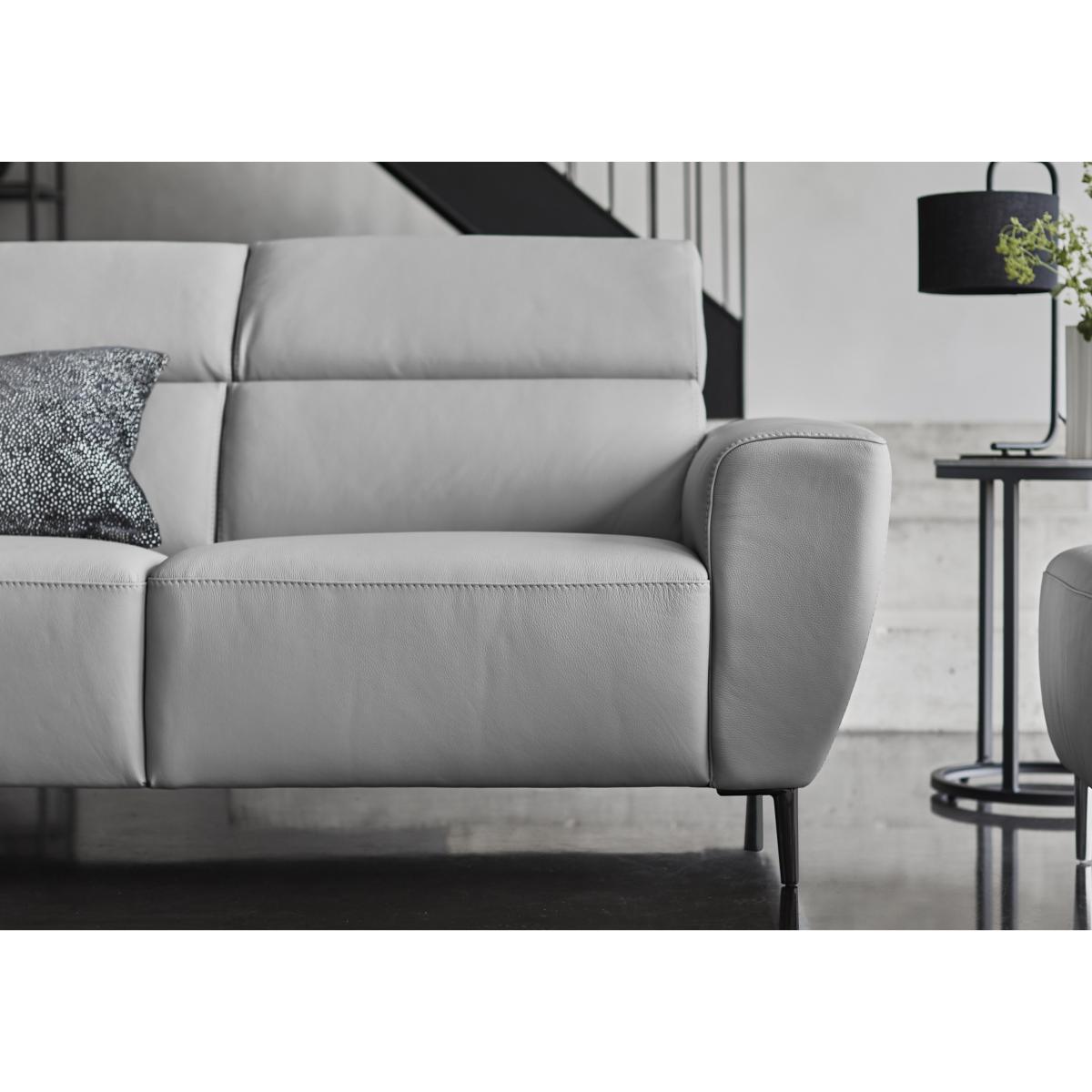 Nicoletti Italia - Milano 2 Seater Leather Power Recliner Sofa - Botero Nero – image 4