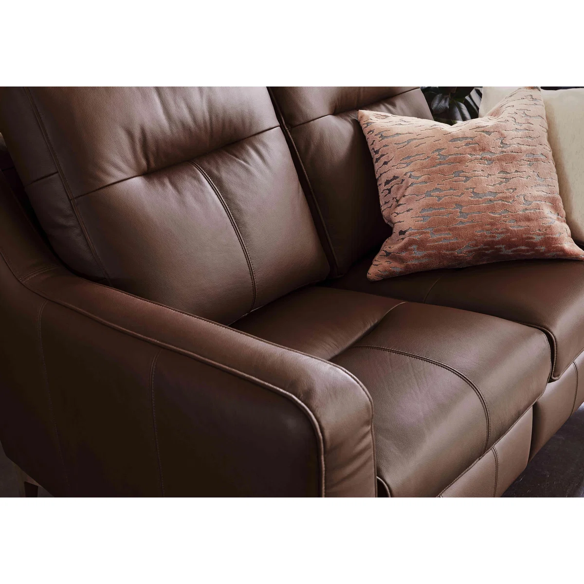 G Plan - Arlo 2 Seater Leather Sofa - No Recliner - Cambridge Conker with Walnut Feet – image 3