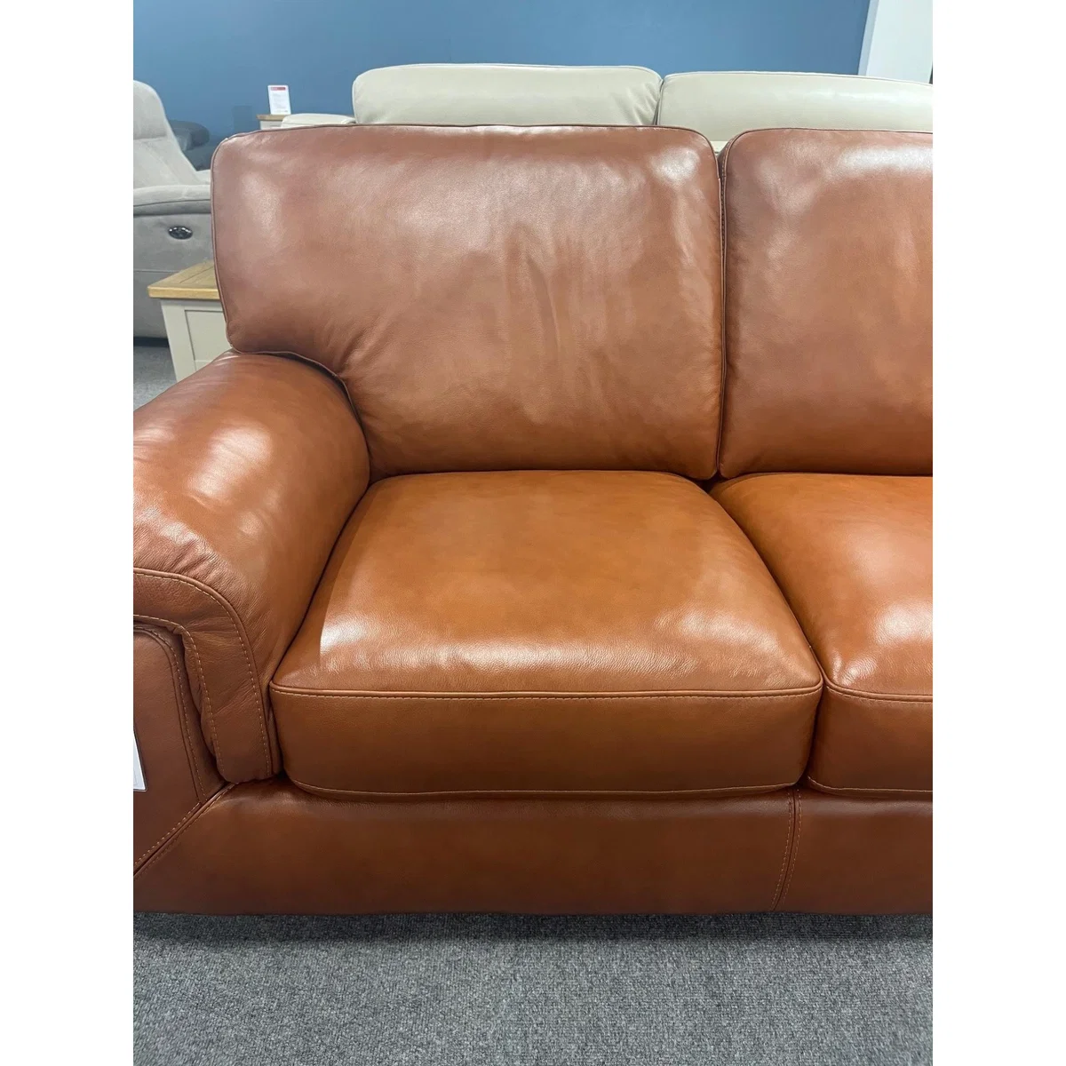 Downtown Annie 2 Seater Sofa in Brandy Coloured Leather – image 3