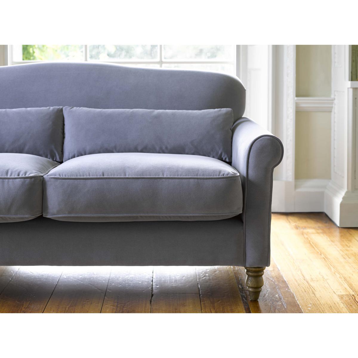Dahlia 2.5 Seat Sofa in Sealion Smart Cotton - sofa.com – image 4
