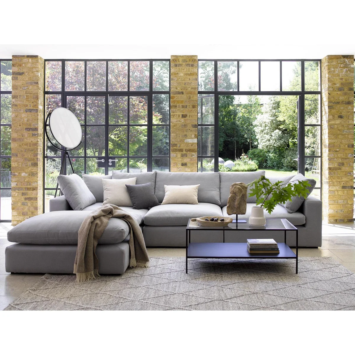 Long Island 2 Seat Sofa in Persian Rose Smart Velvet – image 2