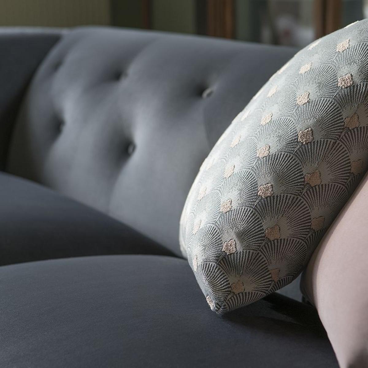 Parker Knoll Wycombe Large 2 Seater Sofa Wycombe Large 2 Seater Sofa Grade Leather – image 4
