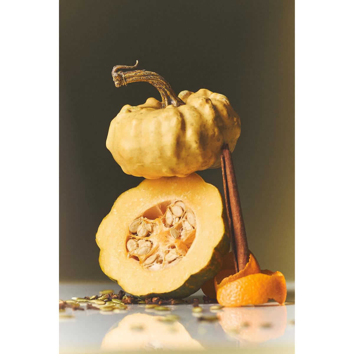 Capri Blue Pumpkin Clove Brown Ribbed Glass Candle – image 3