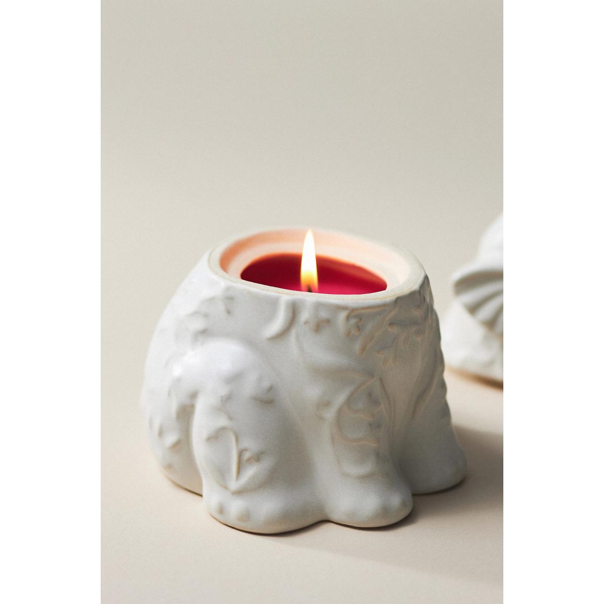 Mai Fresh White Tea & Bergamot Ceramic Elephant Candle – image 3