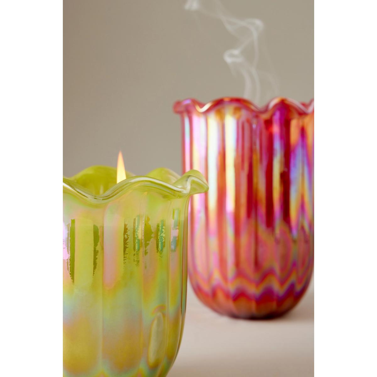 Ruffle Floral Jasmine Vetiver Glass Candle – image 3