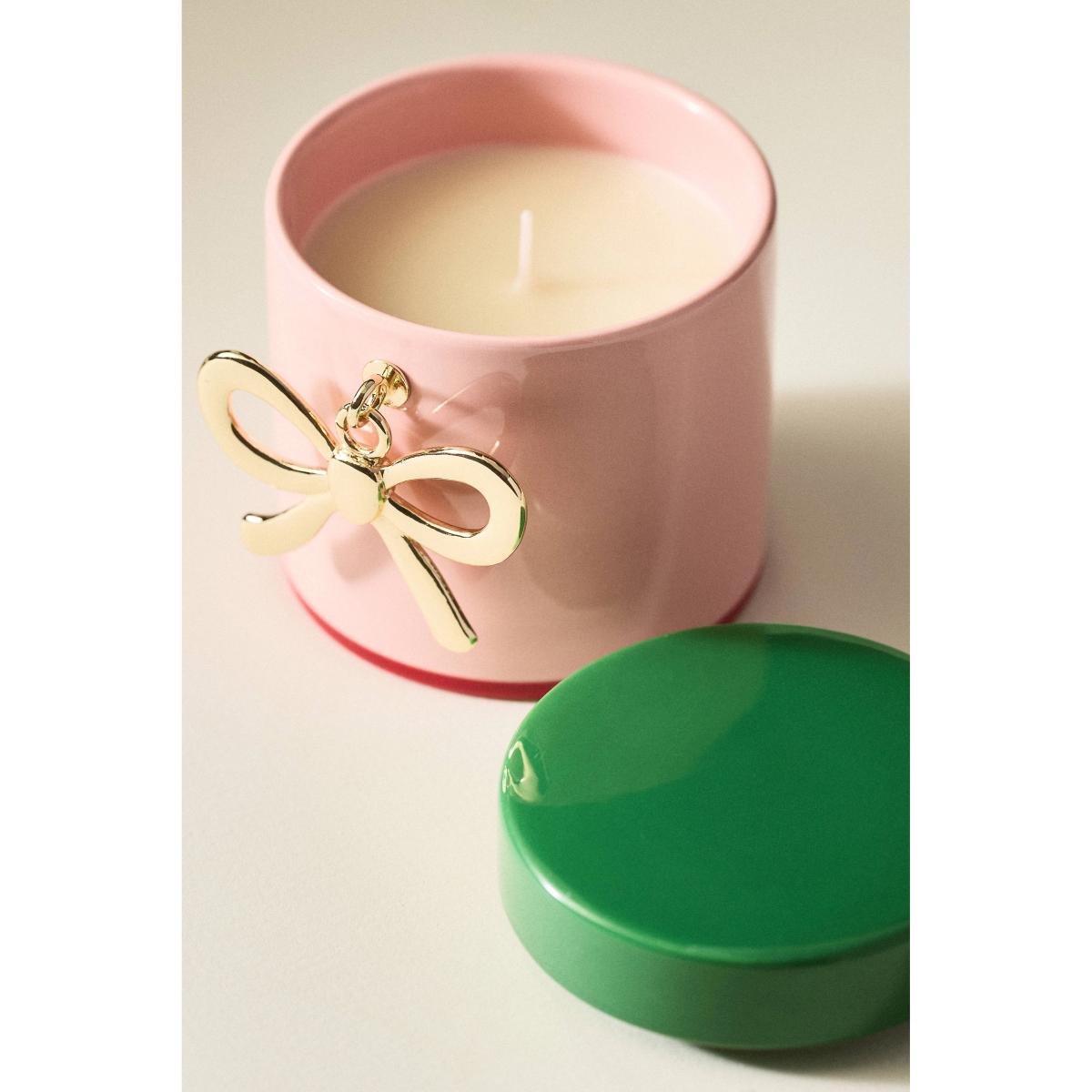 Bow Charm Woody Vanilla Bean & Balsam Ceramic Candle – image 2