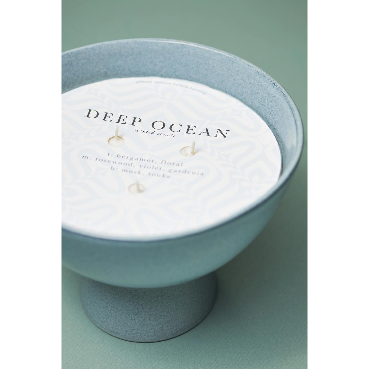 Lina Fresh Ocean Pedestal Ceramic Candle – image 2
