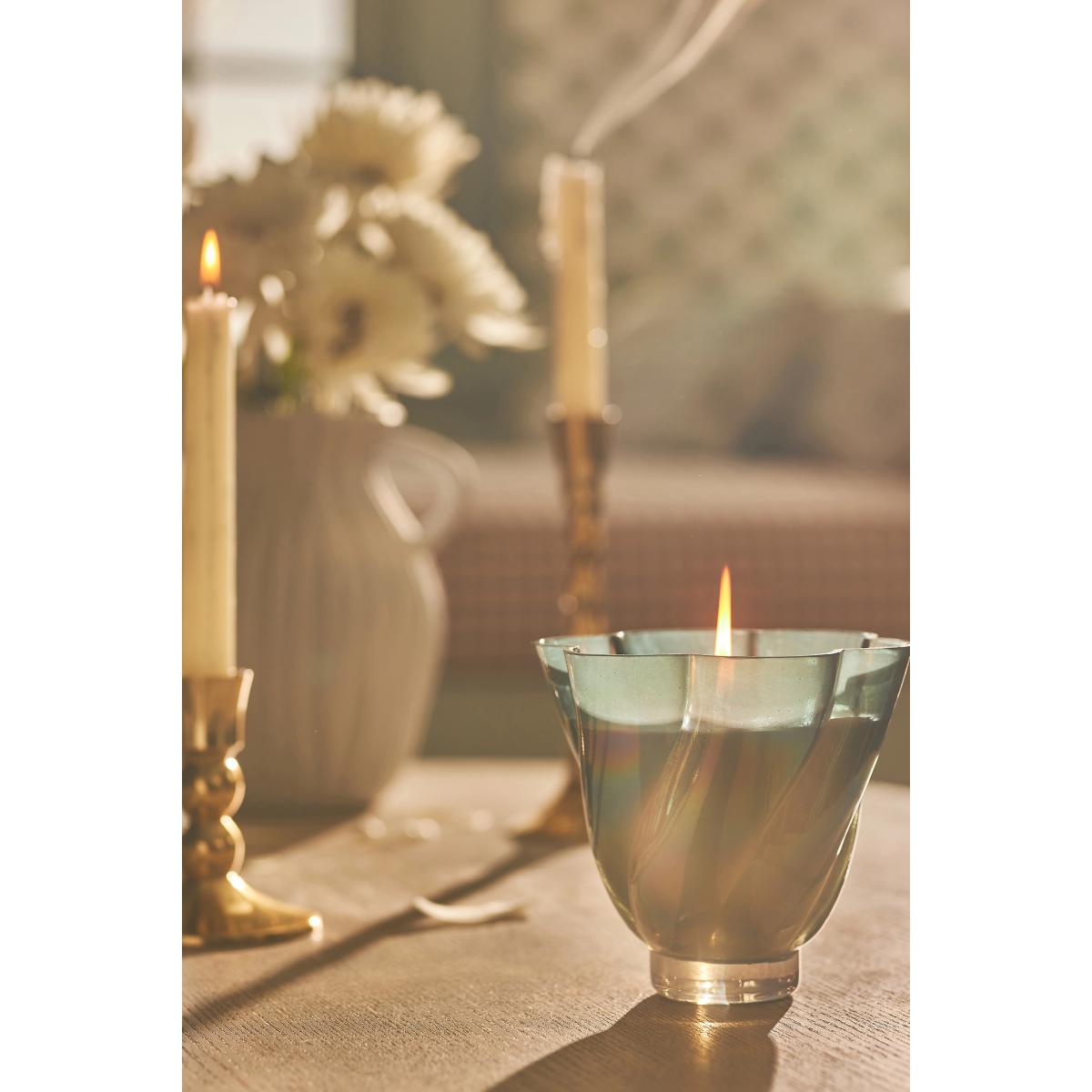 Tulip Floral Night Gardenia Glass Candle – image 3
