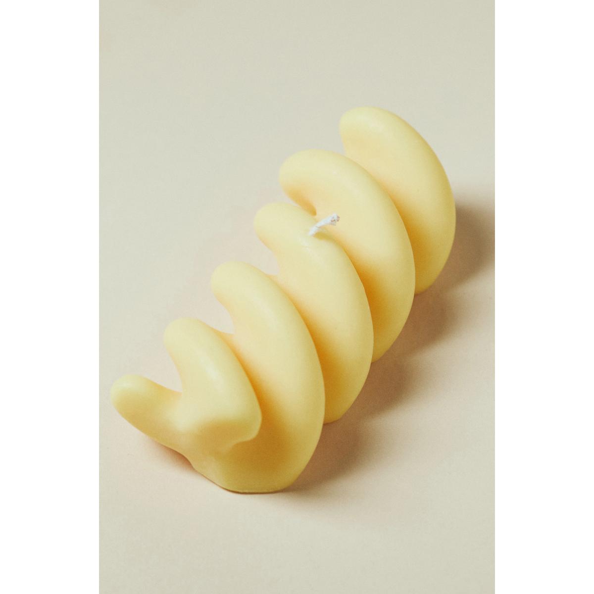 Nata Concept Store Fusilli Candle – image 3