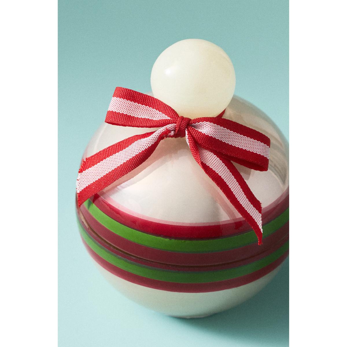 Modern Ornament Woody Fresh Balsam & Cedarwood Glass Candle – image 3