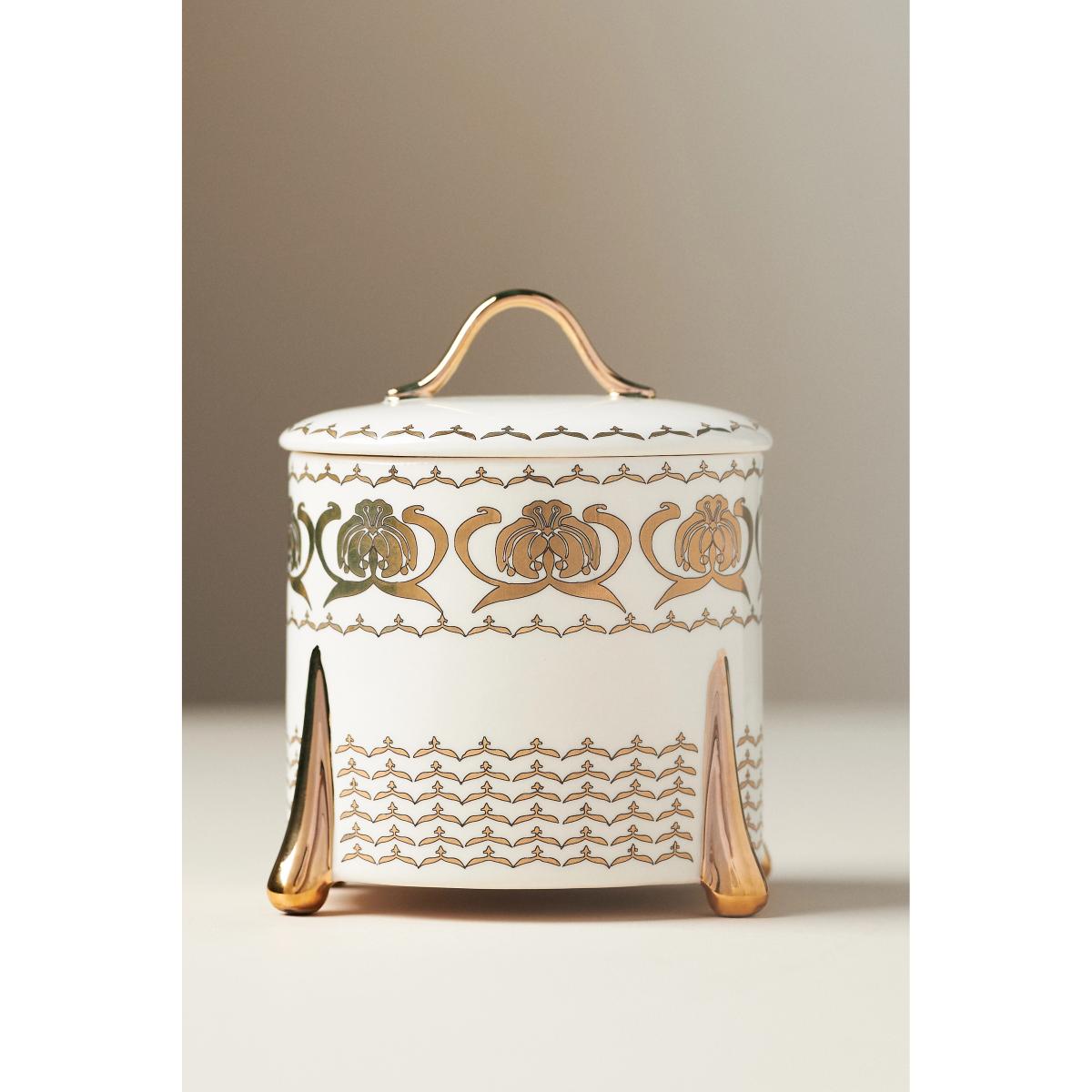 The Met x Anthropologie Gourmand Cashmere & Coconut Ceramic Candle – image 4