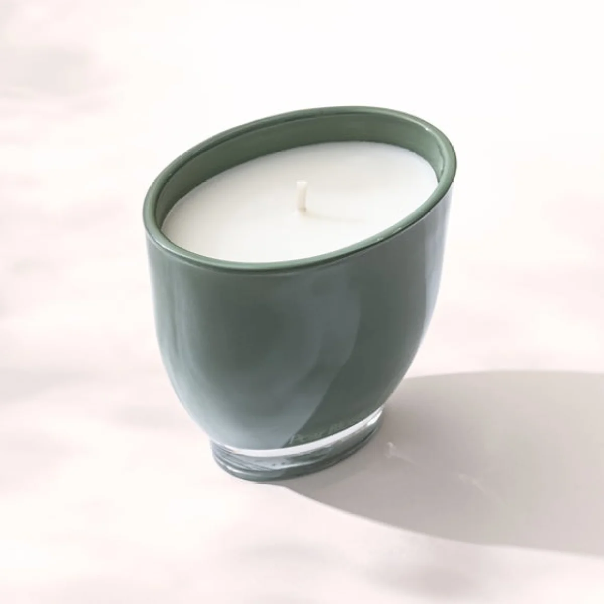 Moments Pear Blossom Candle – image 3