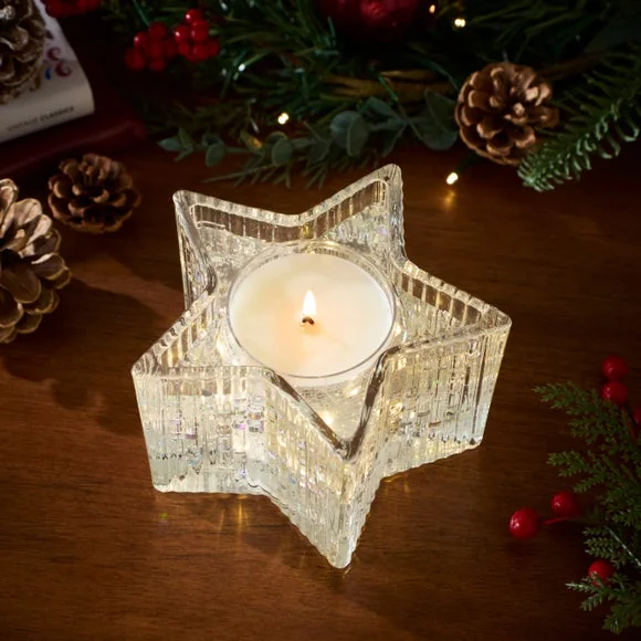 Winter Spice Star Candle – image 1