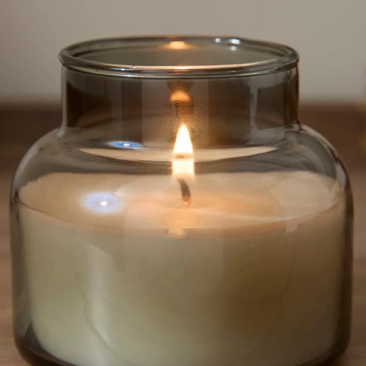 Spiced Apple & Cinnamon Mini Candle – image 2