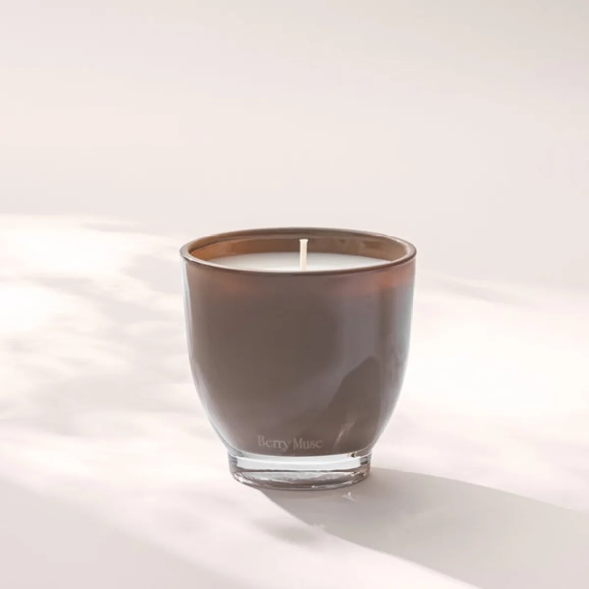 Moments Berry Muse Candle – image 2