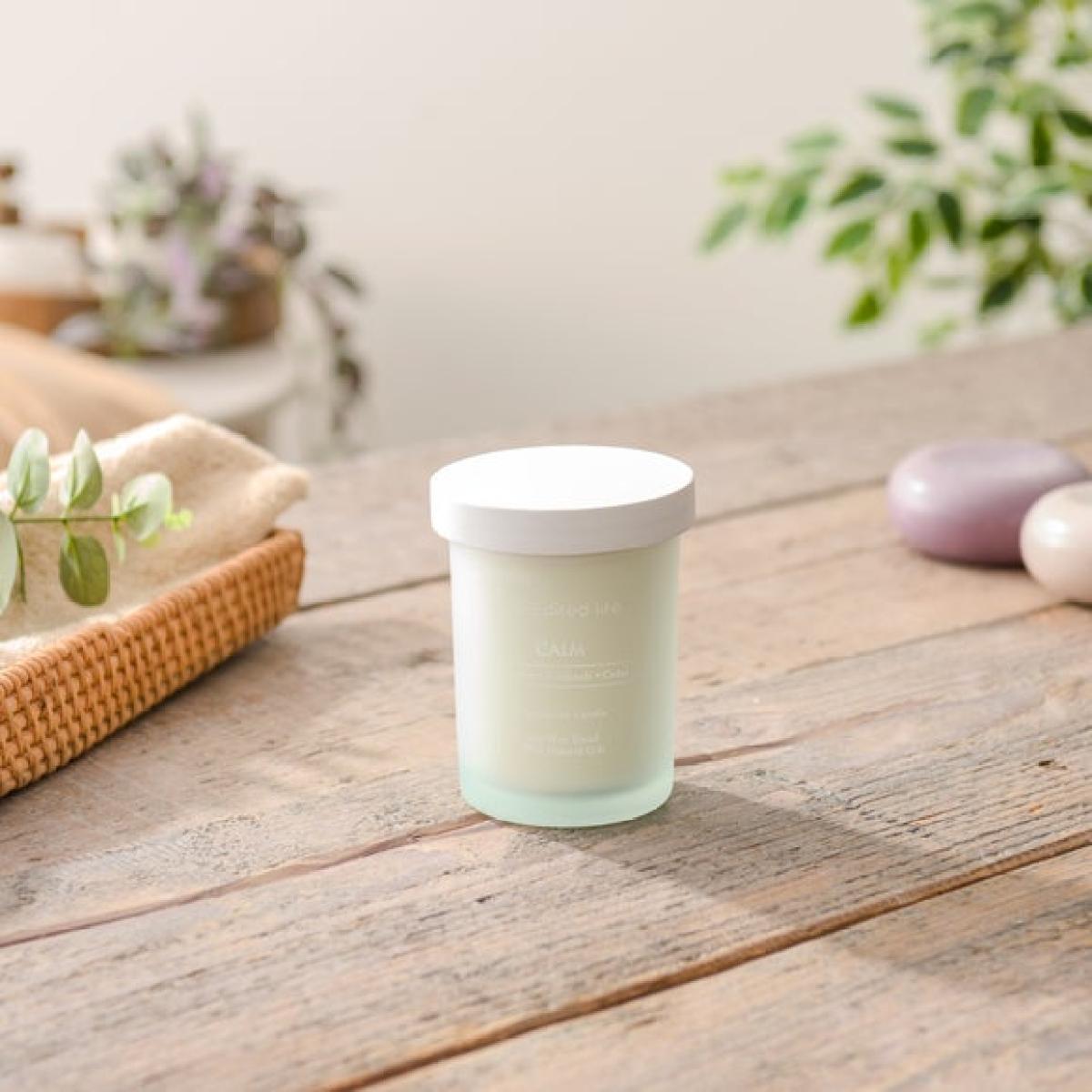 Calm Candle – image 2